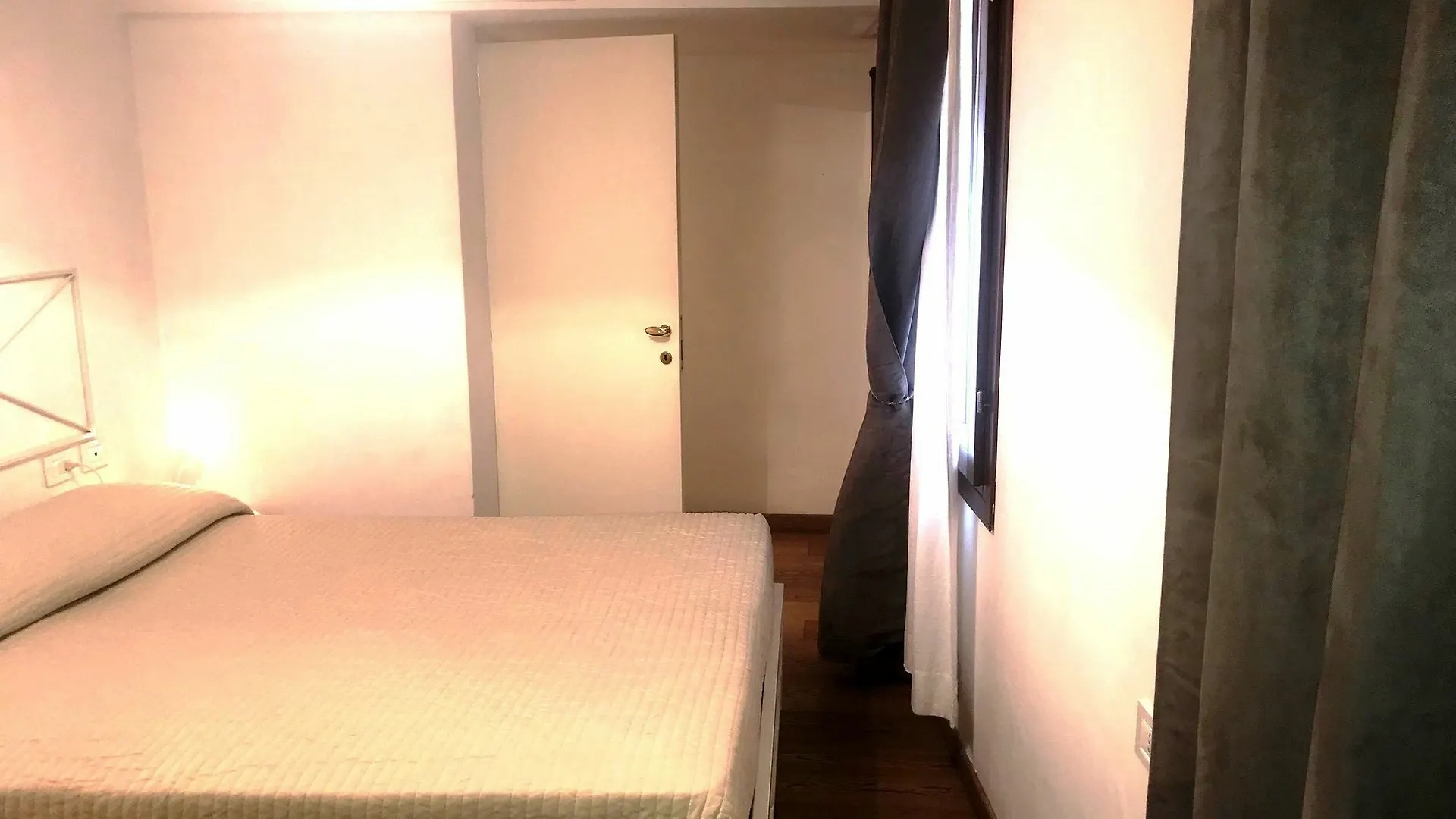 Modern Apartment In Venice Gf 0*,  Italien
